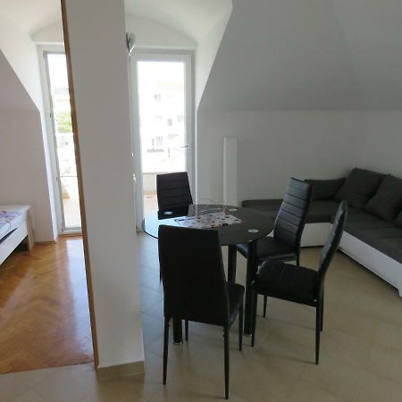 Apartment Star Novalja Eksteriør billede